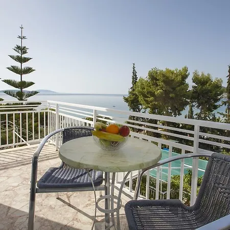 Tolon Beach Hotel Aparthotel Tolo