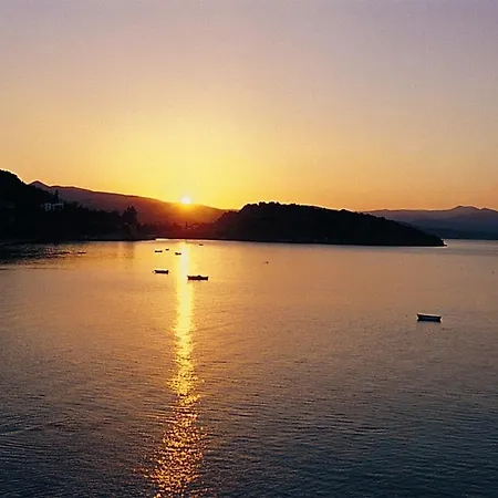 Lejlighedshotel Tolon Beach Hotel 2*