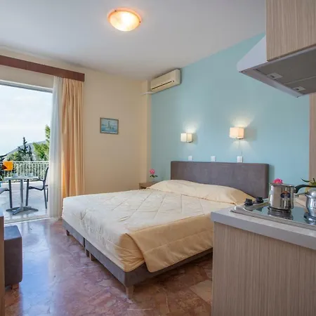 Lejlighedshotel Tolon Beach Hotel